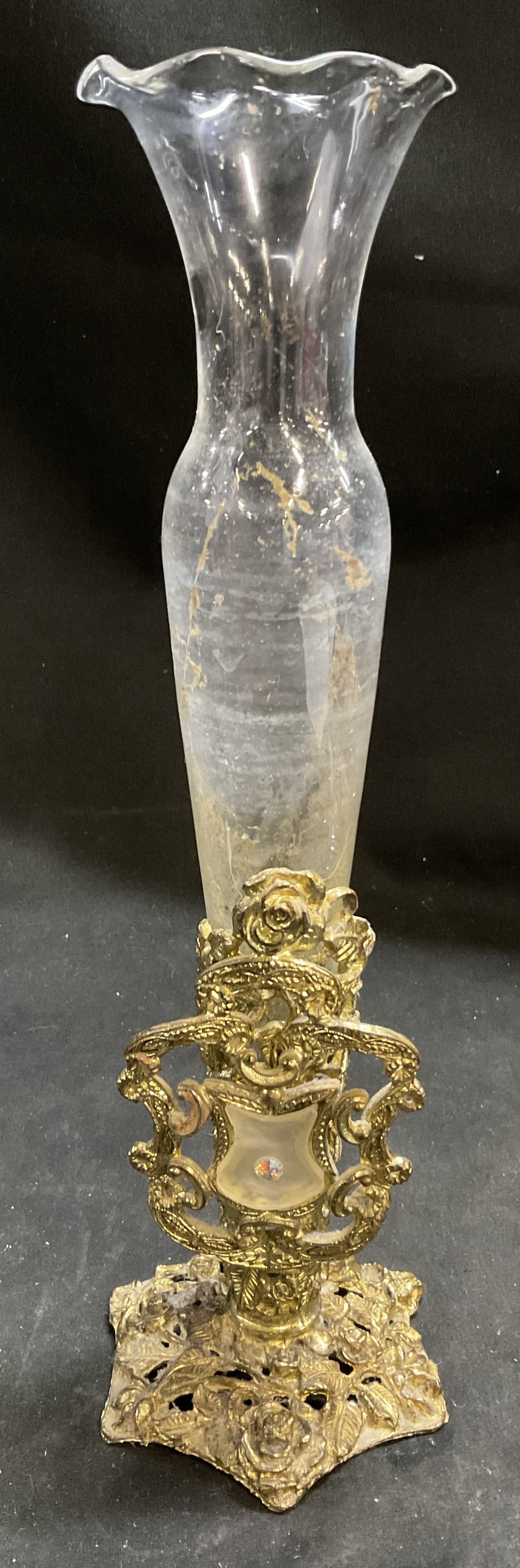 SGND Hollywood Reg Gilt Filigree Bud Vase Holder (1 of 8)