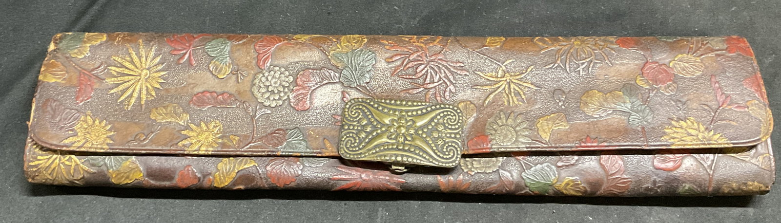 VTG Floral-Embossed Leather Wallet Clutch (1 of 6)