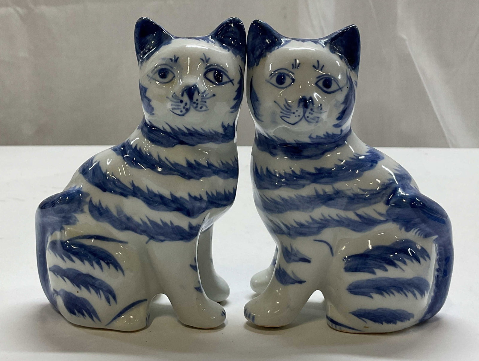 Pair Vtg Blue & White Ceramic Tabby Cat Figures (1 of 7)