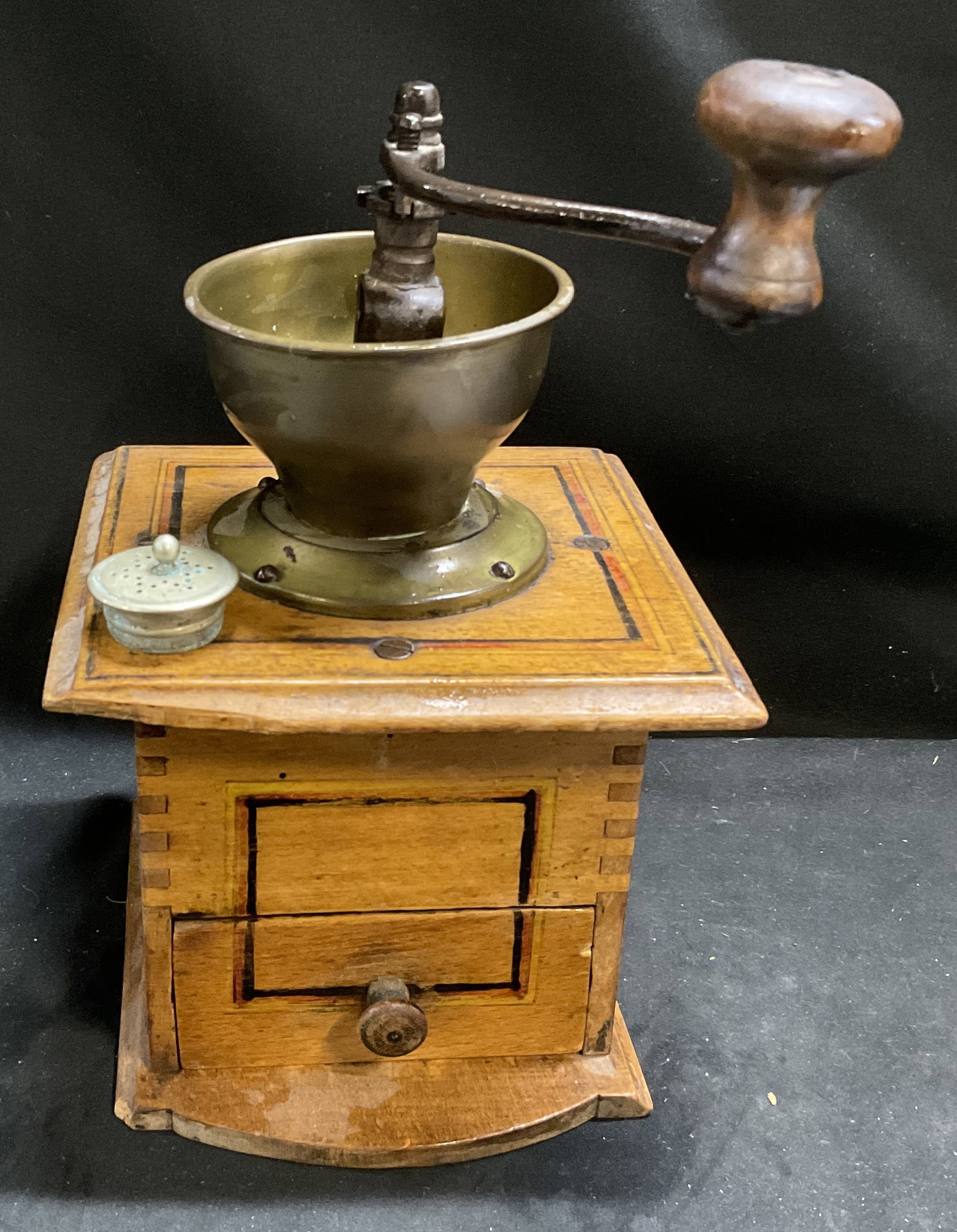 ANTQ European Box Coffee Mill (1 of 6)
