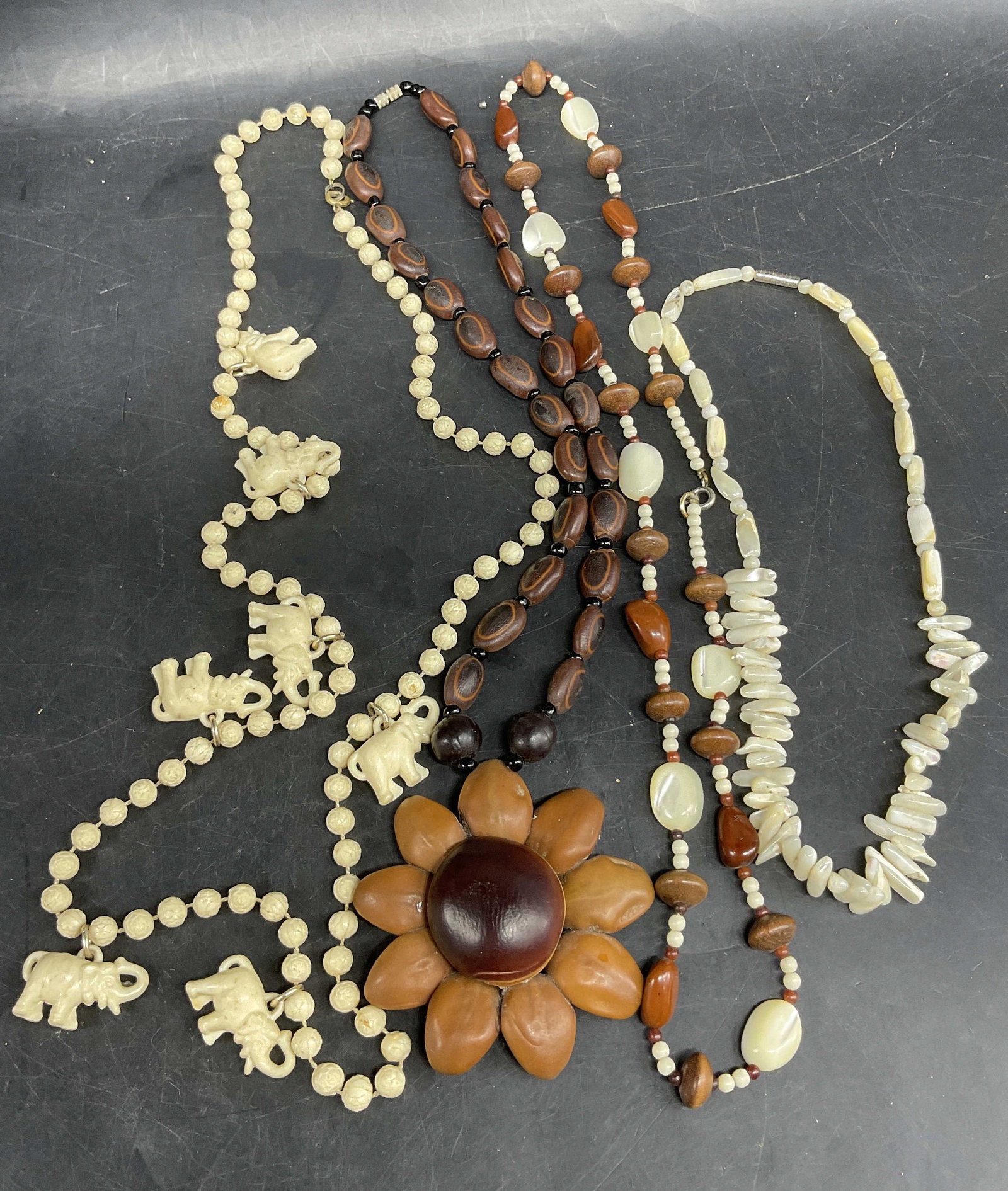 Lt4 Bohemian Natural Wood & Shell Necklaces (1 of 6)