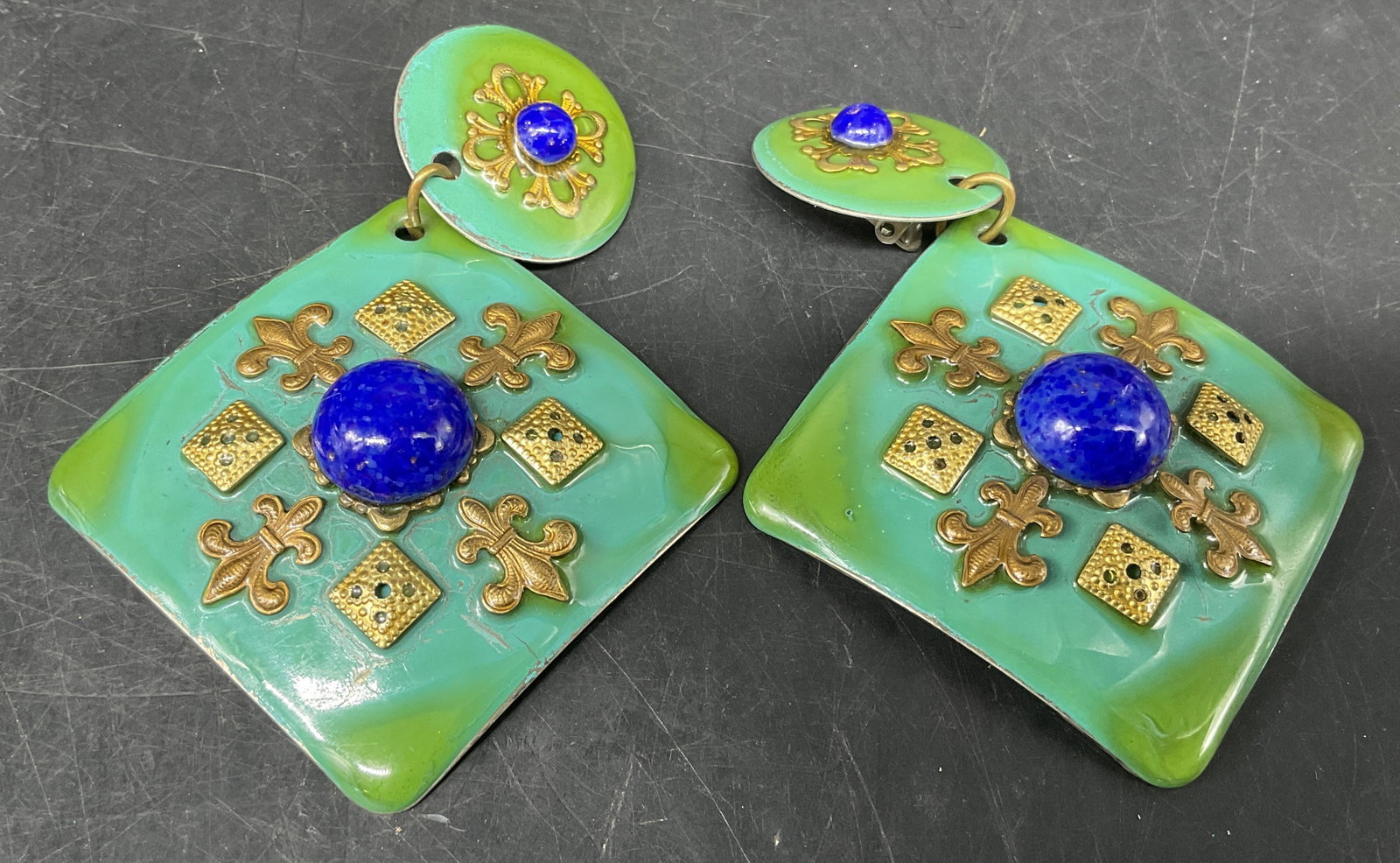 VTG 80s Patti Horn Clip-On Earrings (1 of 6)