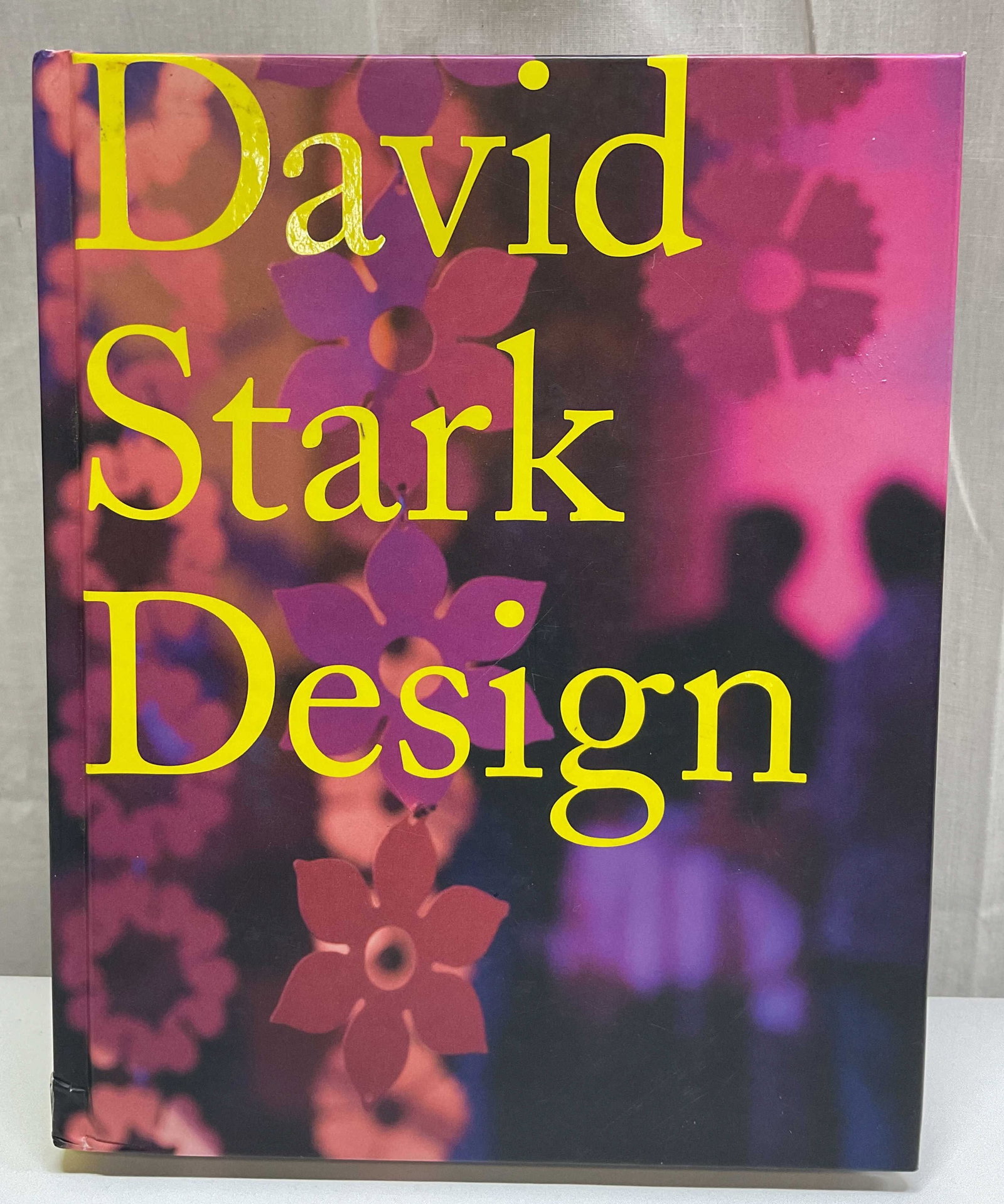 2010 1st Ed David Stark Design Illustrated Book+: David Stark Design, first edition book. Written by John Morse. Principal photography by Susan Montagna. Published by The Monacelli Press, 2010. Hard cover book with illustrated cover. Measures approx
