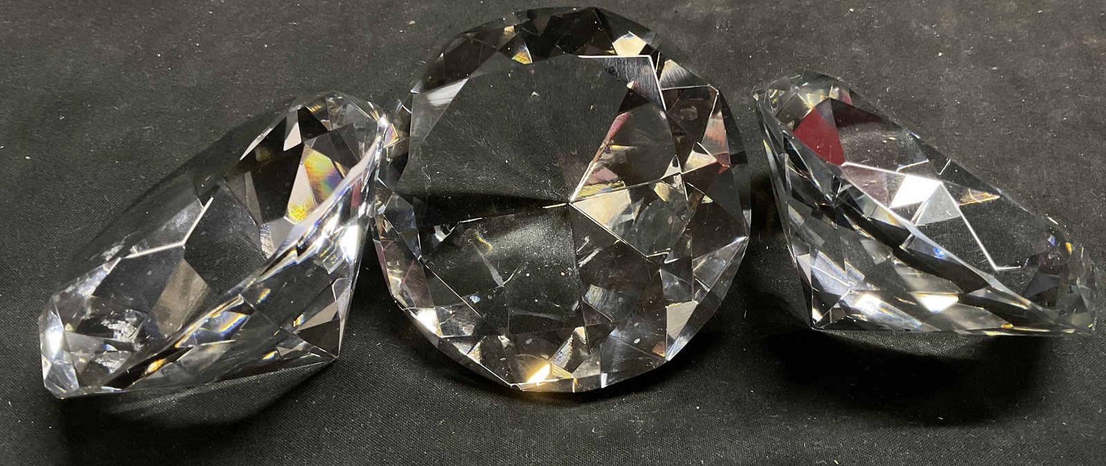 Lt3 Faceted Diamond Shaped Paperweights (1 of 6)