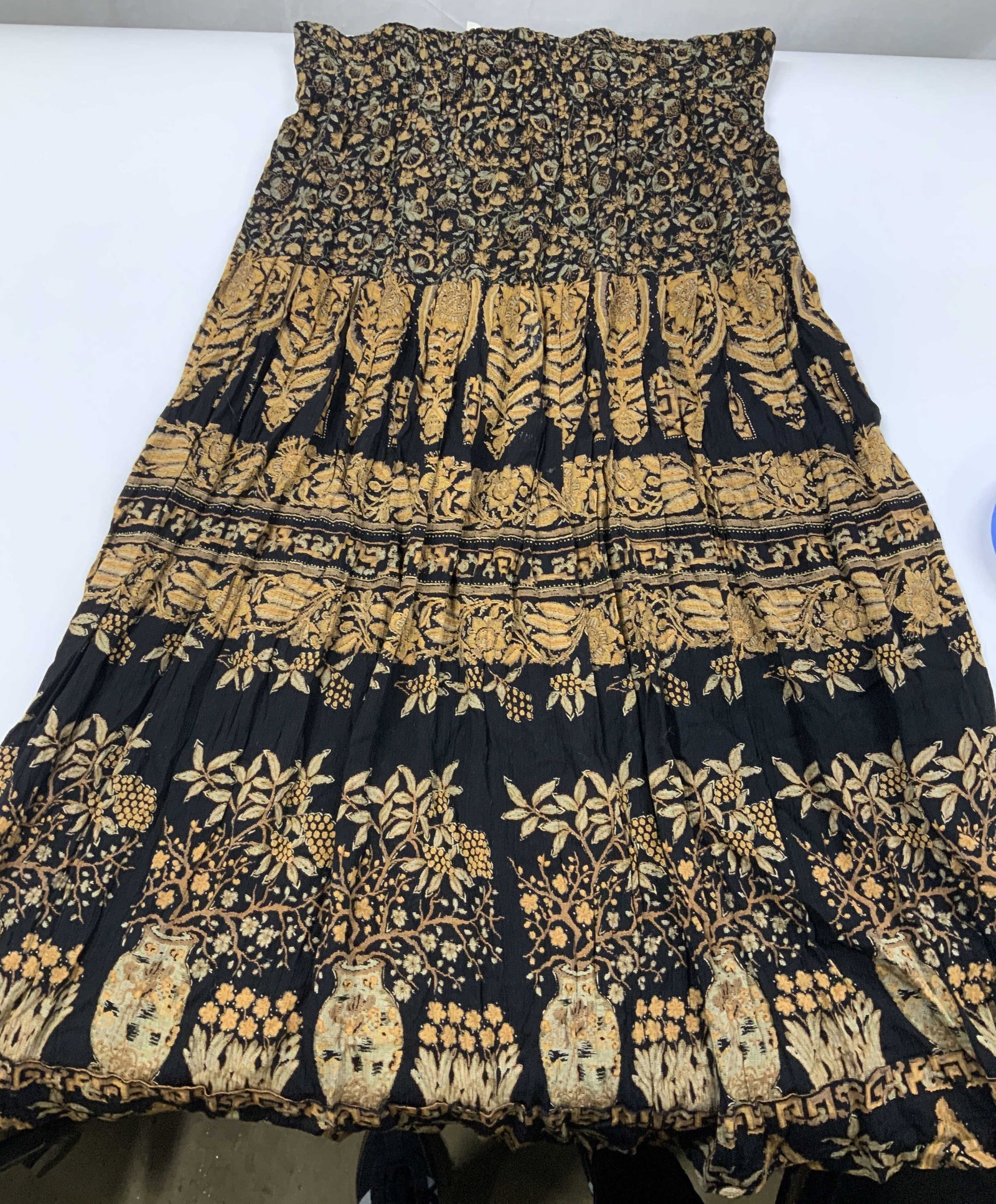 Vntg CAROLE LITTLE for SAINT TROPEZ WEST skirt, USA: Vintage CAROLE LITTLE for SAINT TROPEZ WEST mid length skirt. Made in the USA using 100% rayon from Germany. The skirt is a classic multi tiered maxi peasant skirt. The multi tier design gives it a
