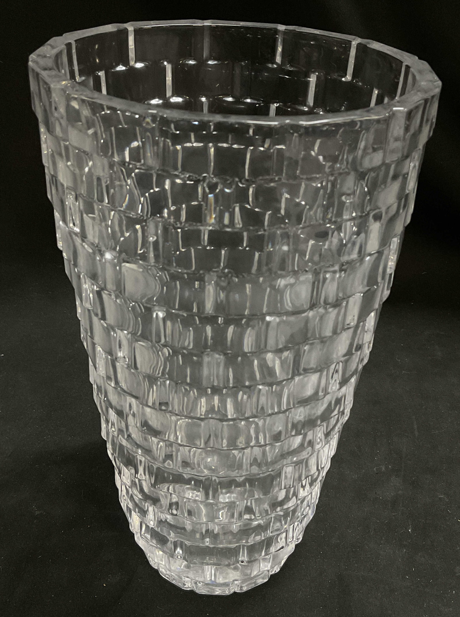 Heavy Crystal Block Pattern Vase (1 of 6)