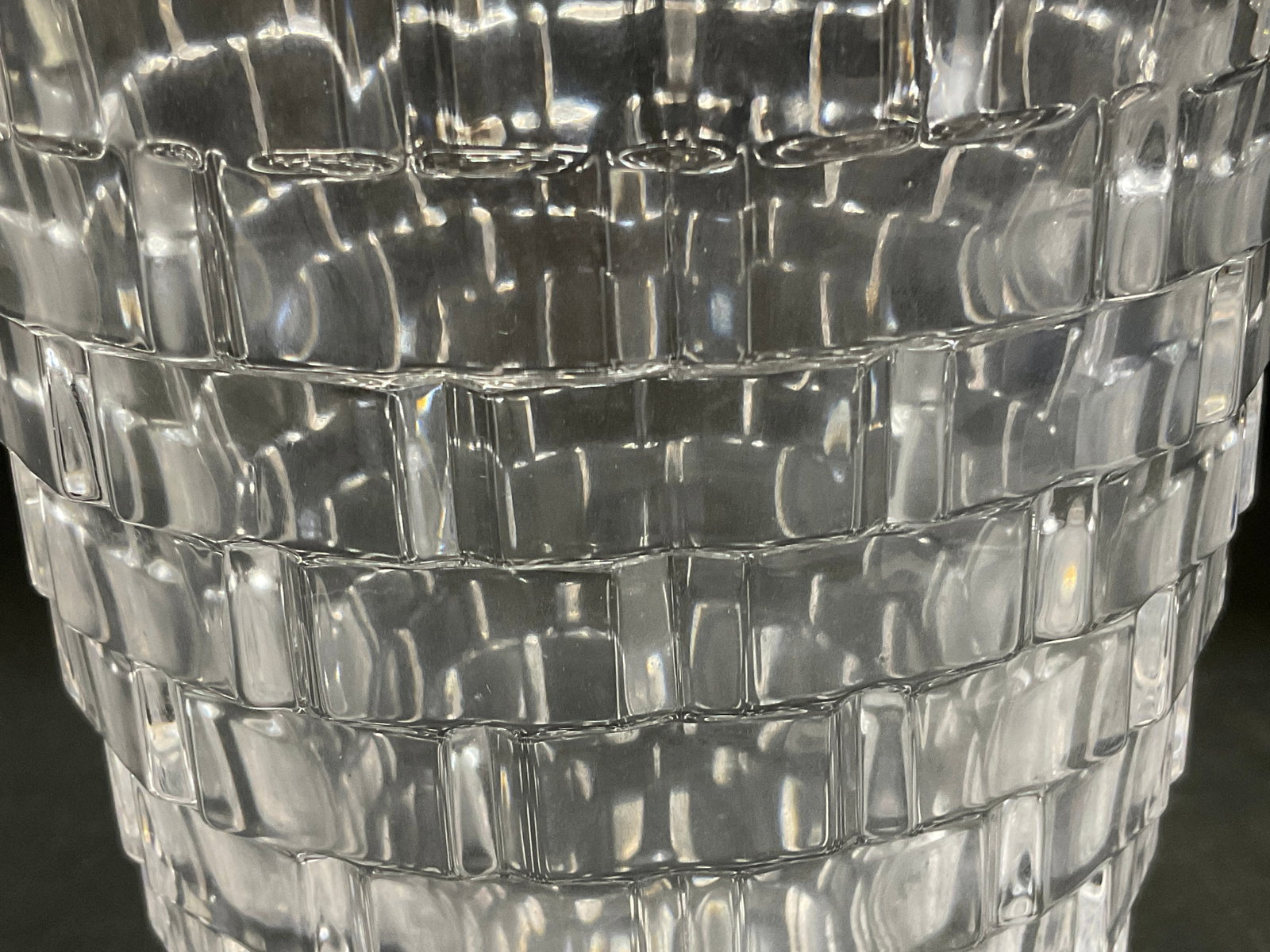 Heavy Crystal Block Pattern Vase - 6
