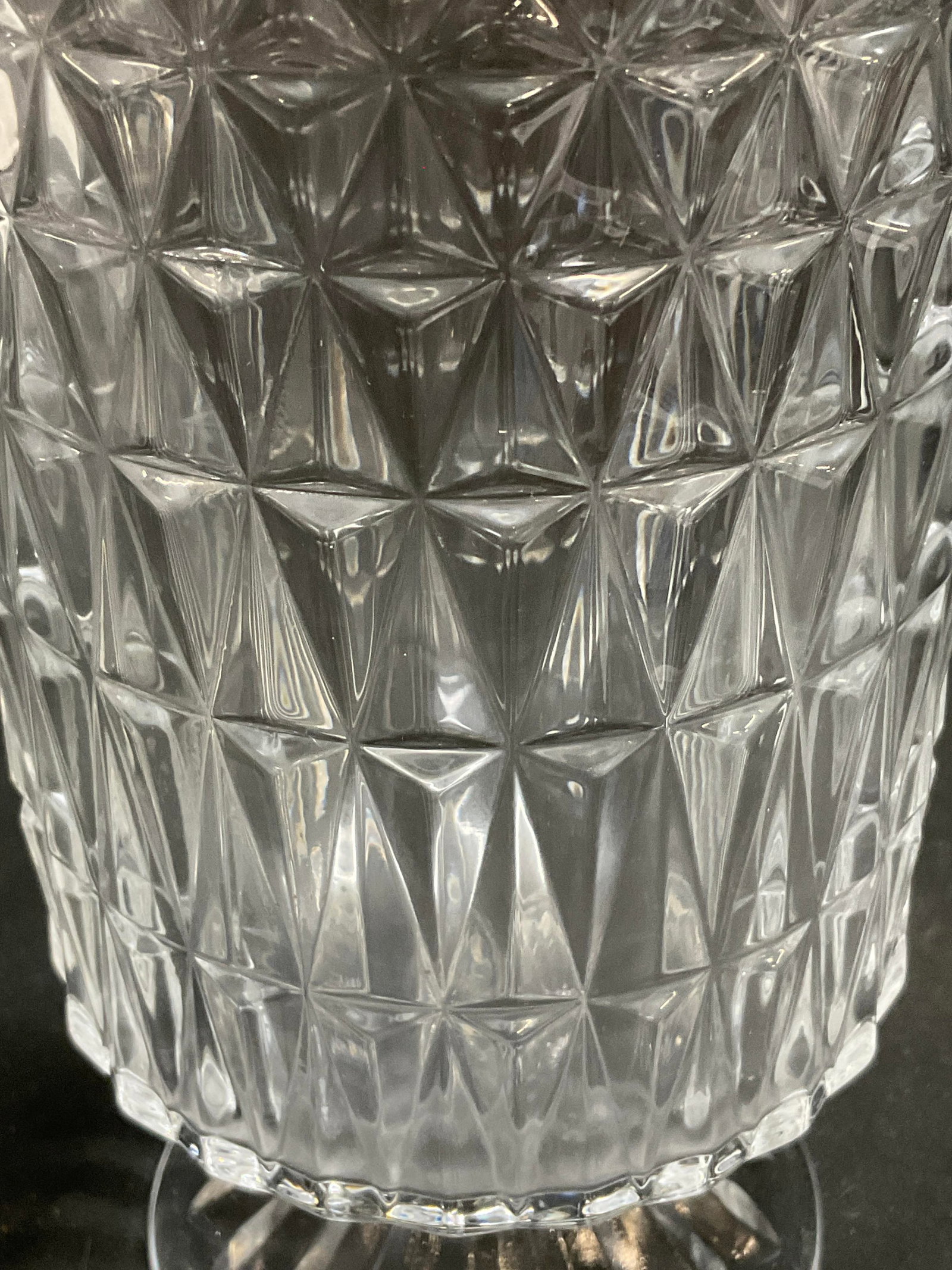 Geometric Patterned Crystal Pedestal Vase - 6
