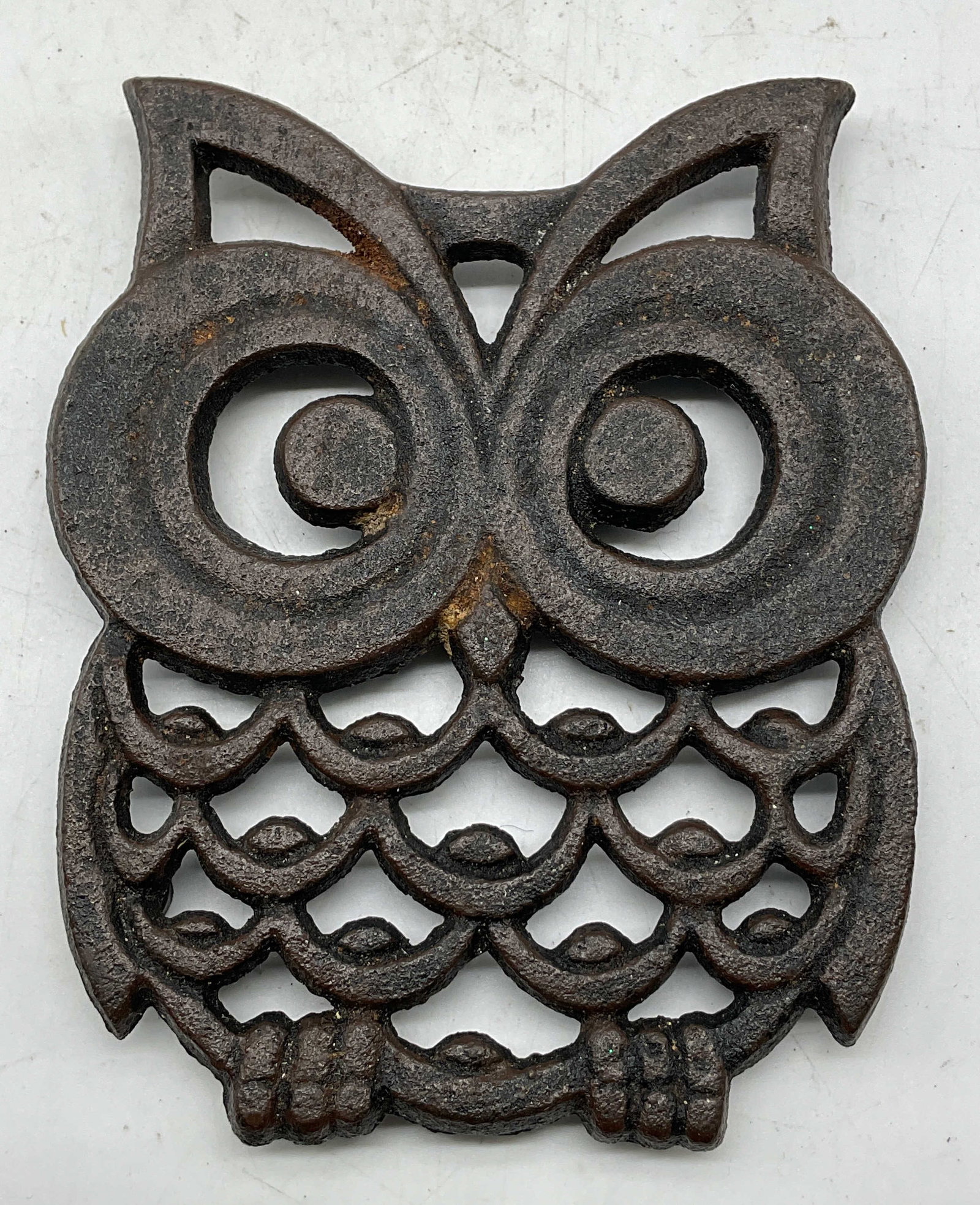 Vintage Cast Iron Owl Trivet (1 of 7)