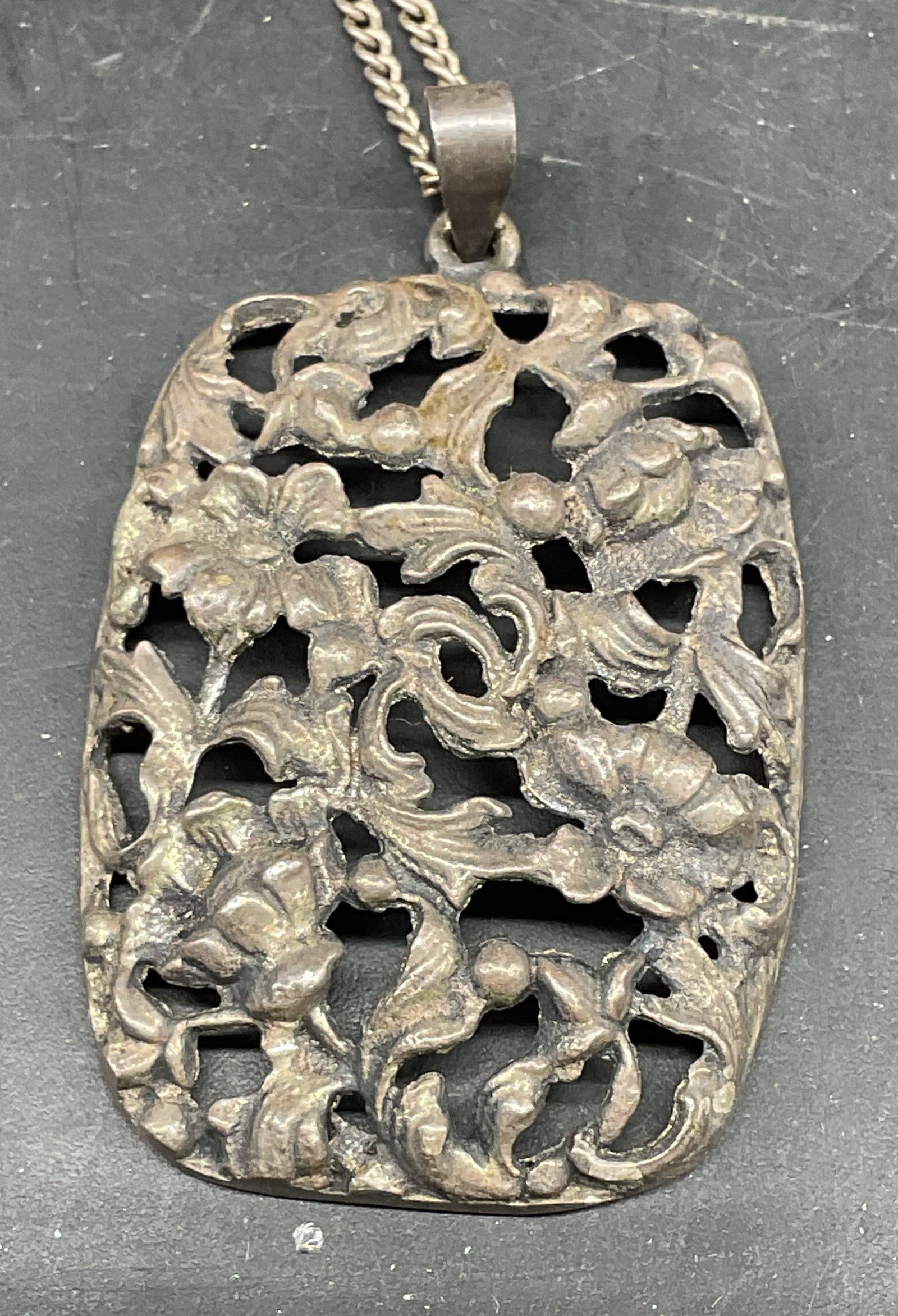 Vintage 830/835 Silver Pendant Necklace (1 of 6)