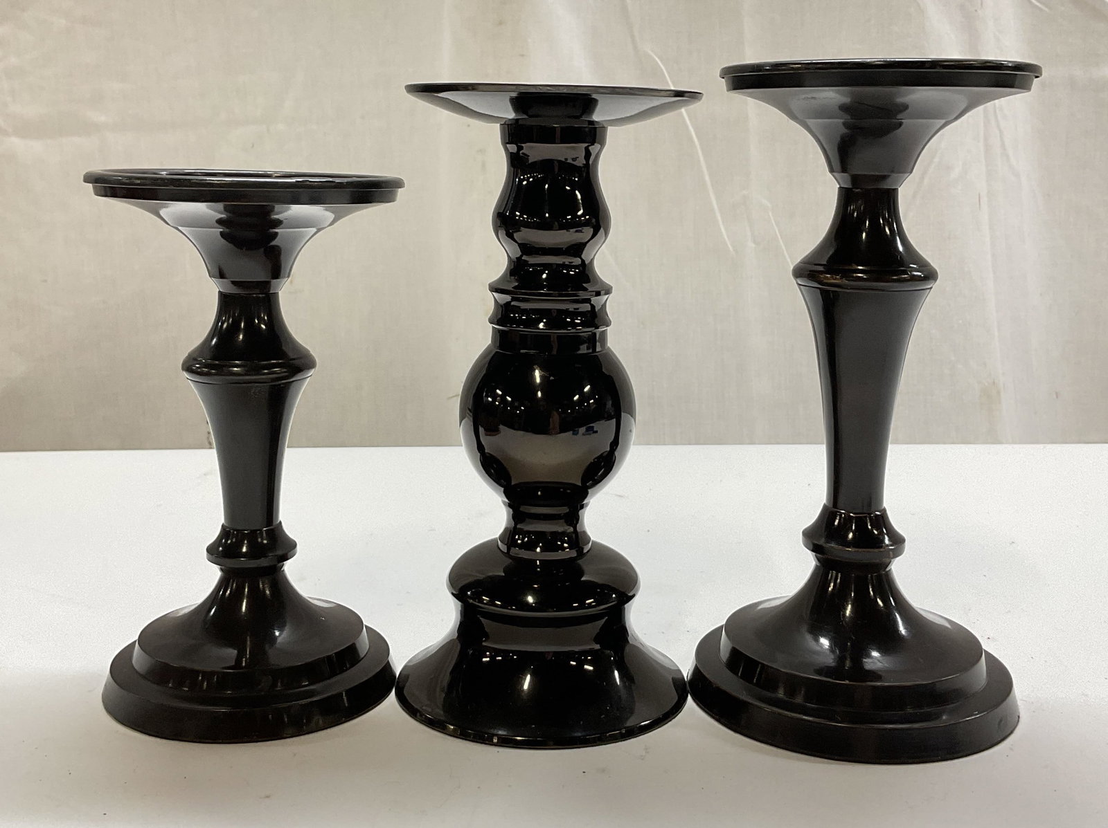 Lot 3 Assort Bronze Tnd Candlestick Holders India (1 of 17)