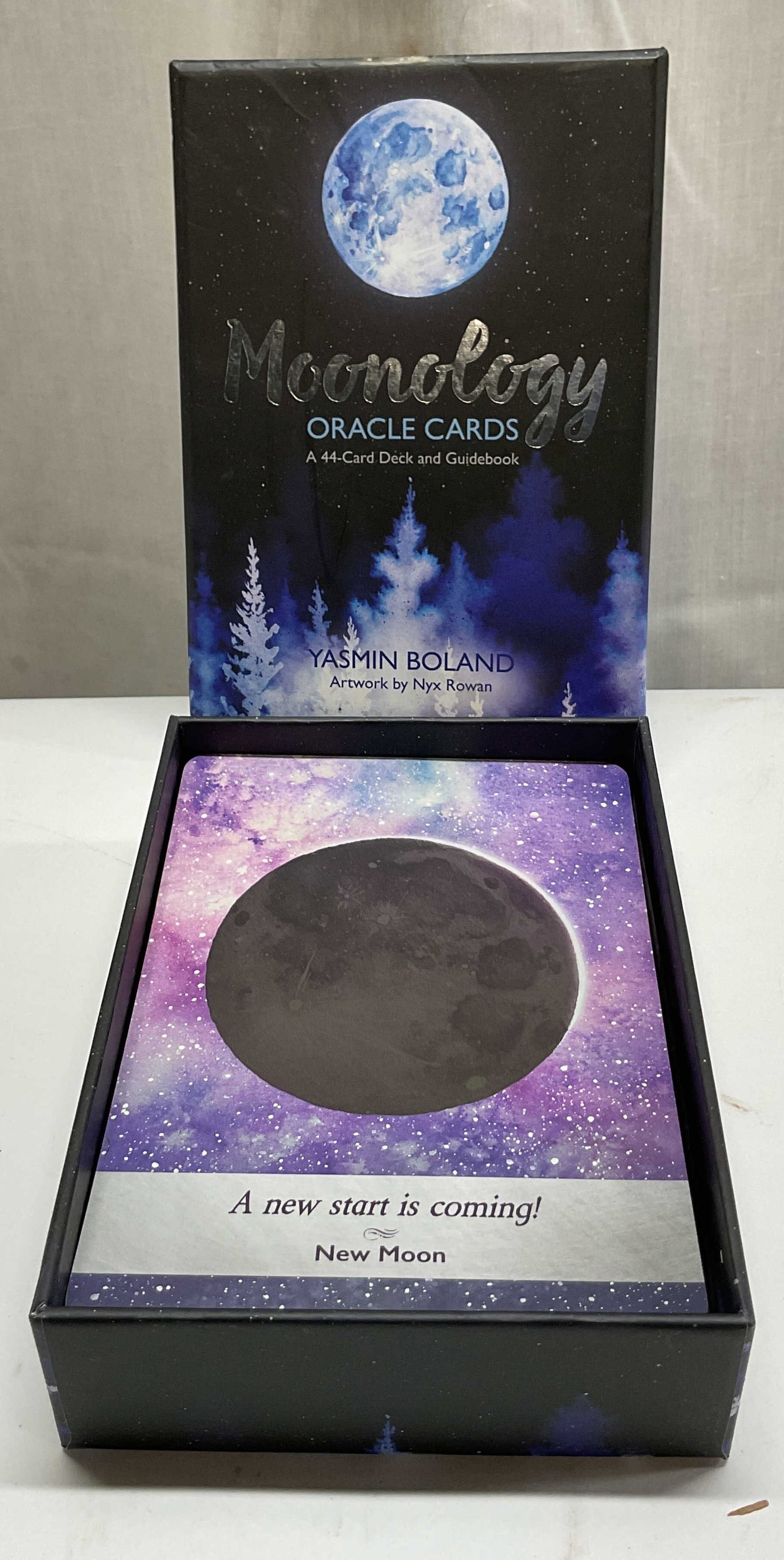 Hay House Moonology Oracle Cards Boland OB (1 of 10)