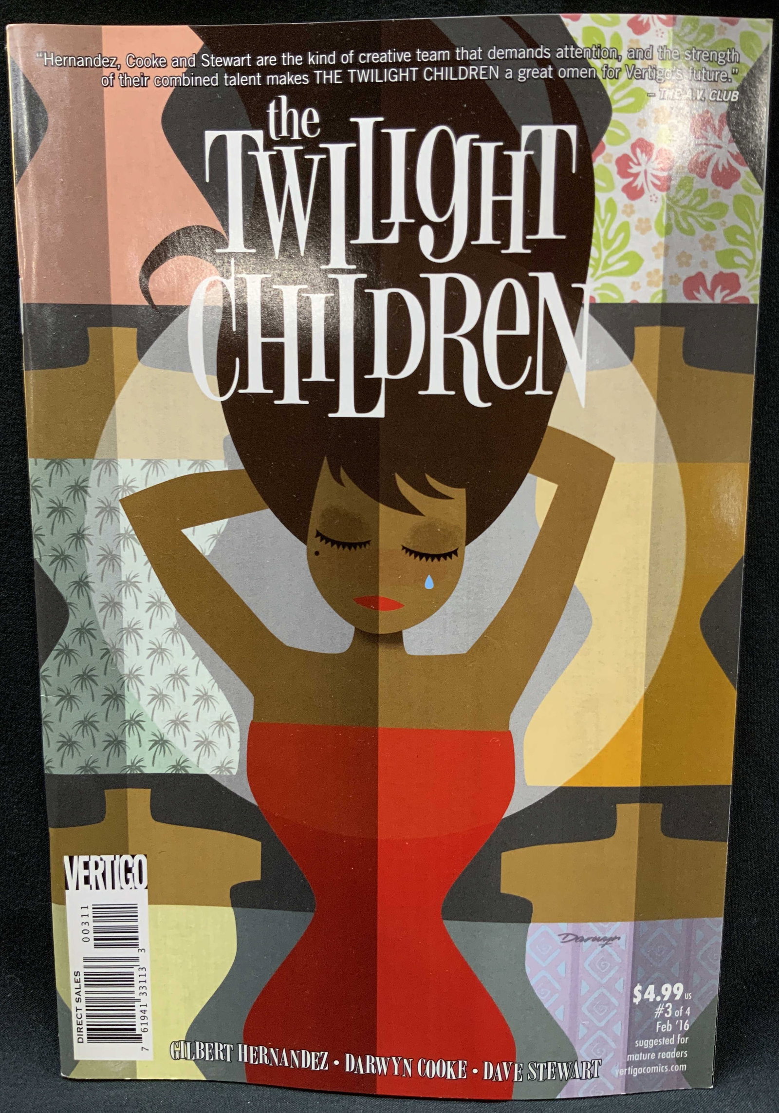 2016 DC The Twilight Children #3 Comic Bk: 2016 DC The Twilight Children #3. Co-created by Gilbert Hernandez and Darwyn Cooke, interior artwork by Darwyn Cooke and Dave Stewart. Published by DC Comics February 2016. Page # Approx. 40pgs Condit