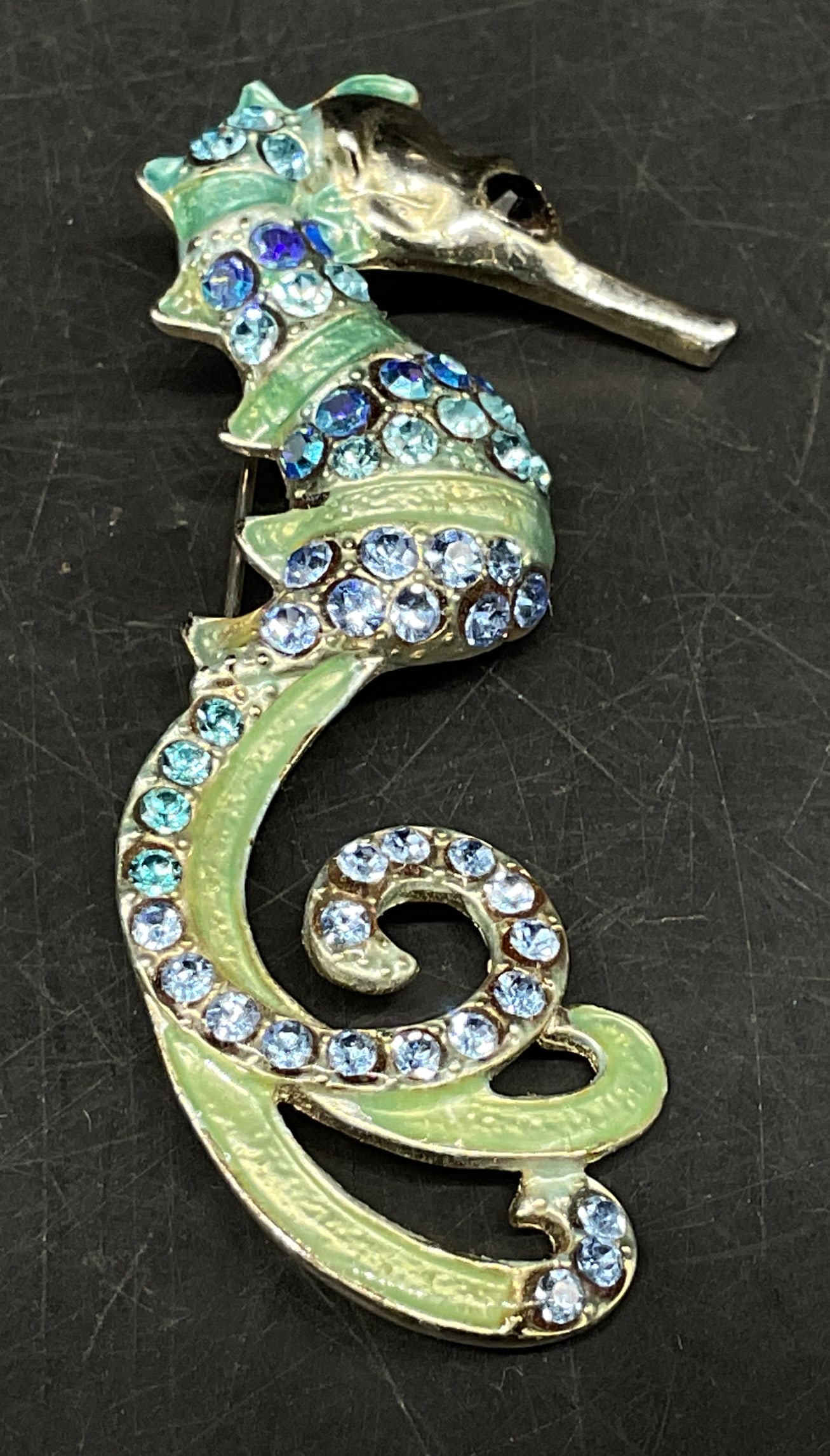 Vintage-Style Enameled Rhinestone Seahorse Brooch (1 of 6)