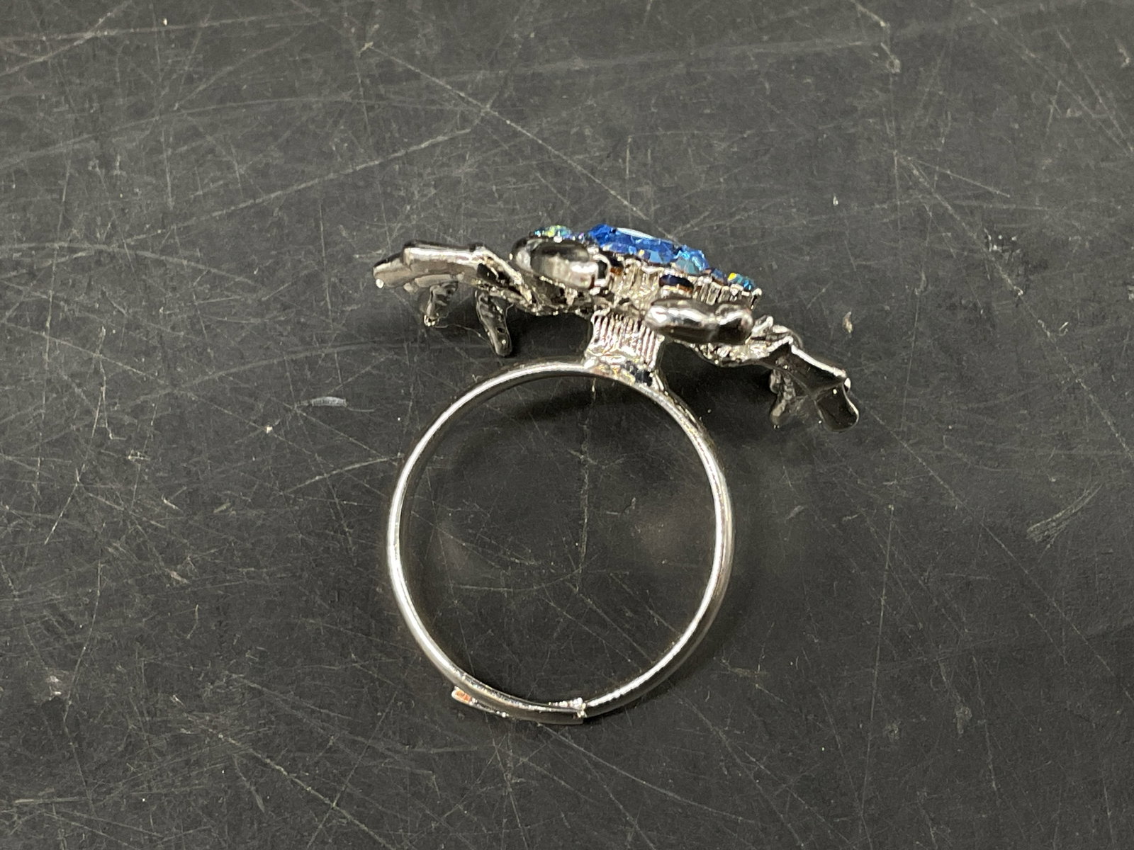 Silver-Toned Rhinestone Crab Ring - 4