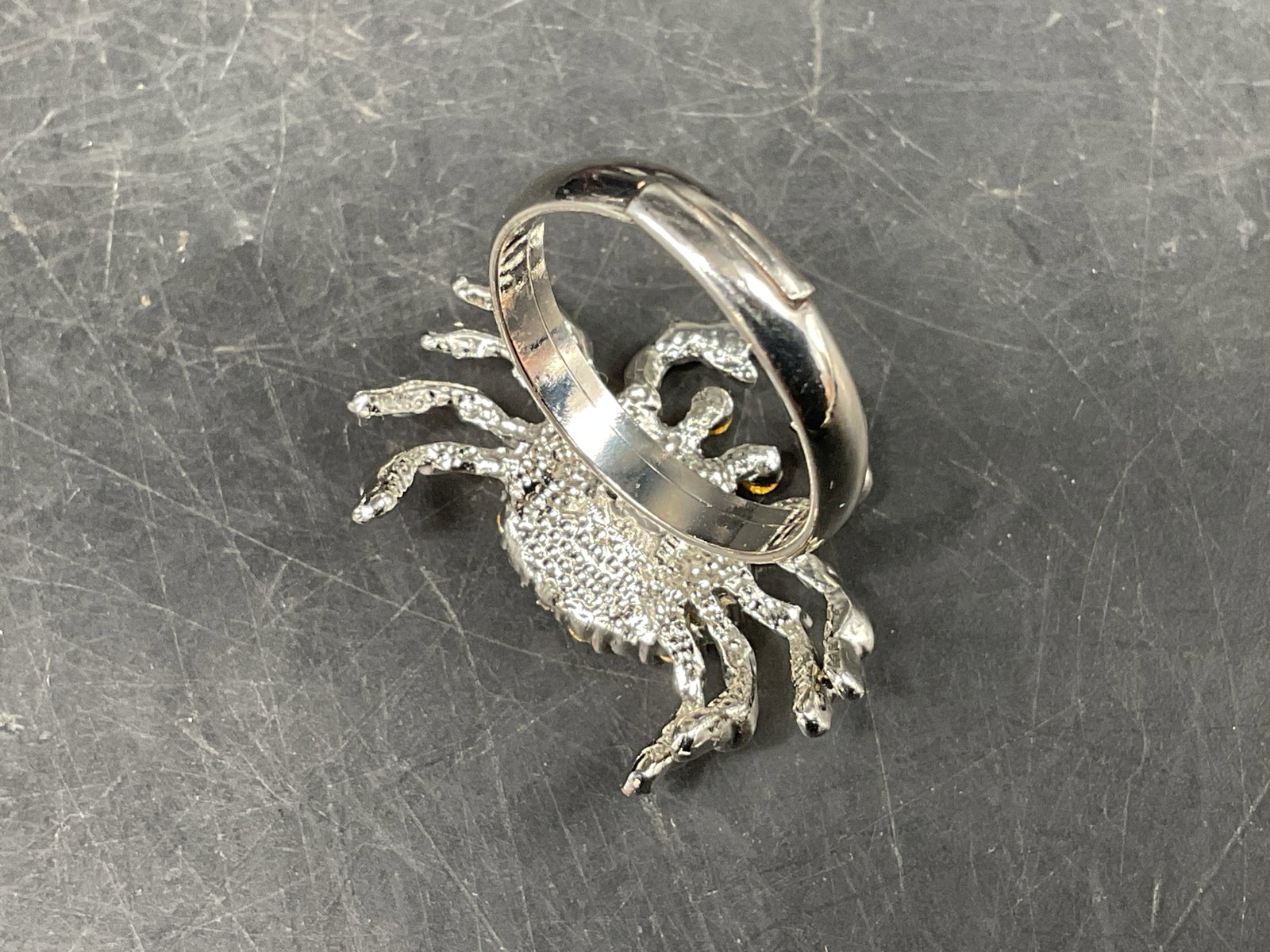 Silver-Toned Rhinestone Crab Ring - 6