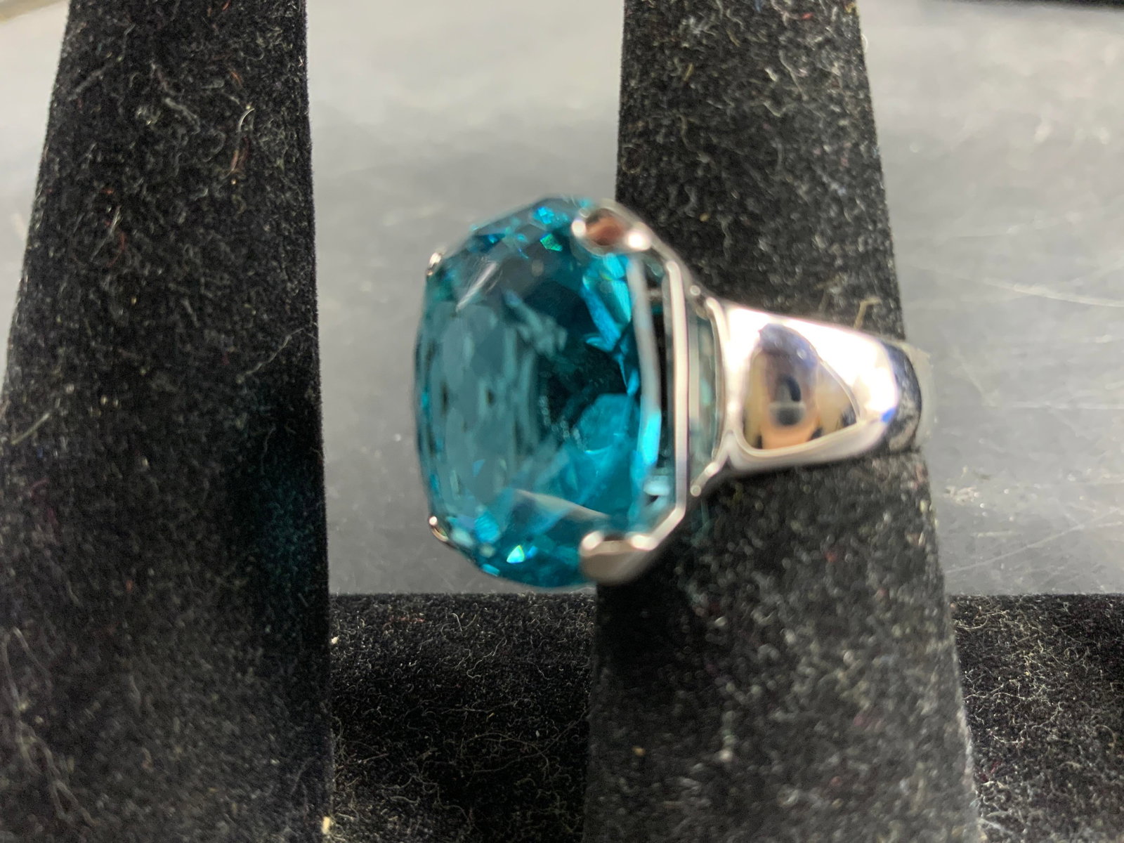 Swarovski blue Crystal Statement Ring - 4
