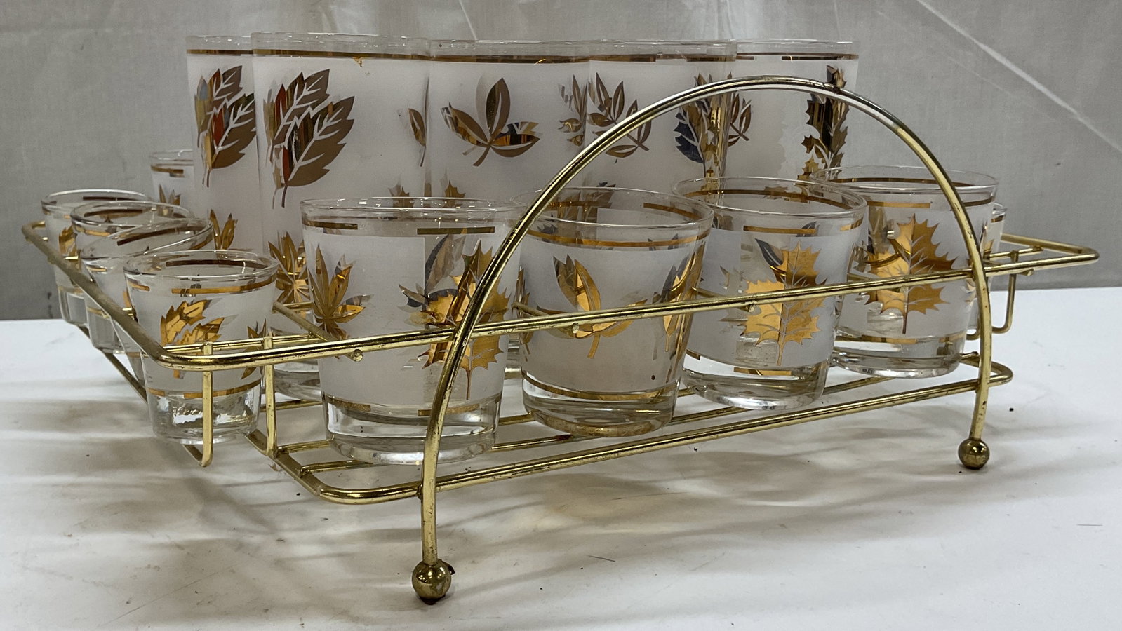 St24 Libbey Golden Foliage Glass Stemware W Caddy (1 of 8)