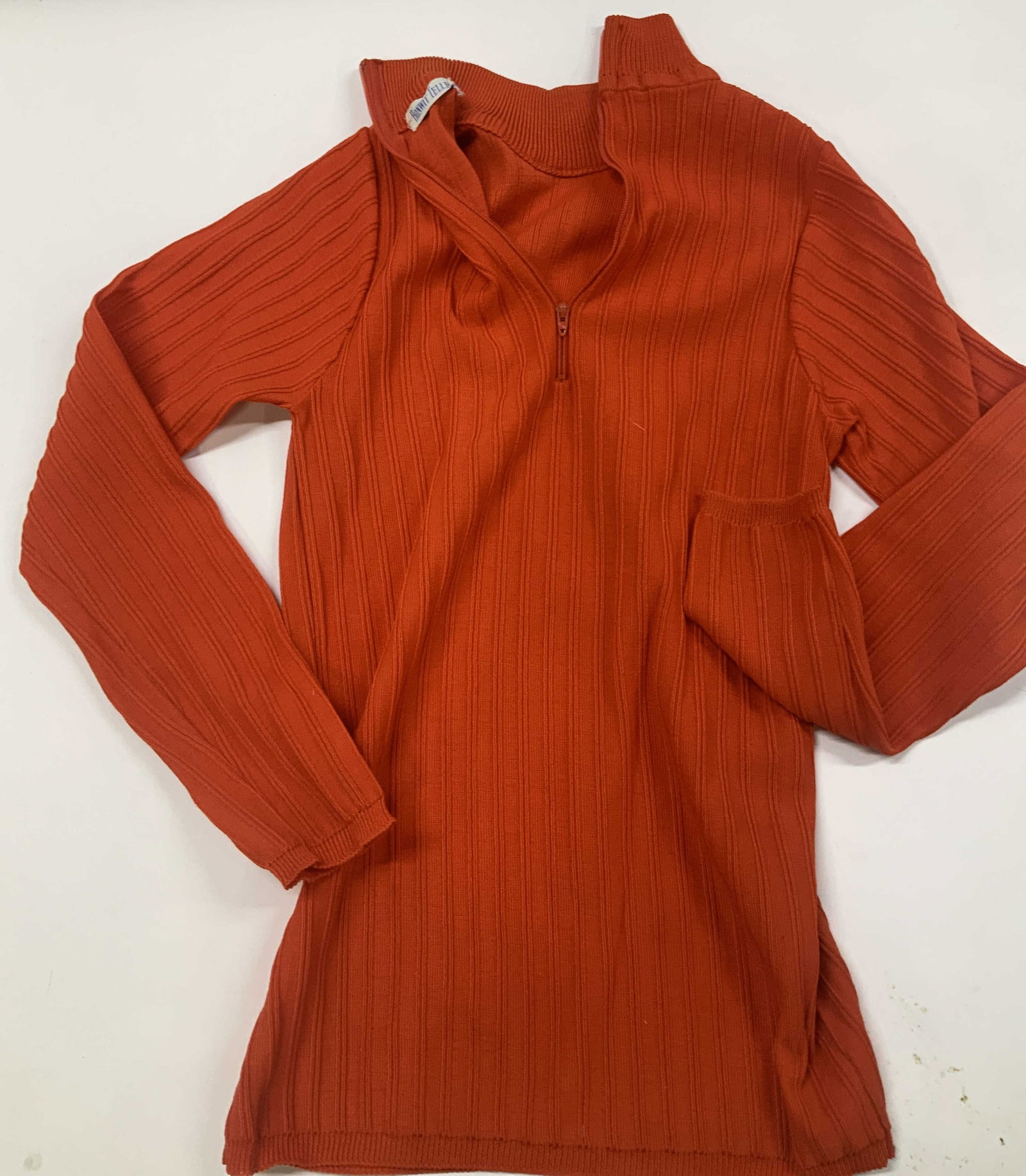 Vntg Vivo, Bonwit Teller red knit quarter zip (1 of 6)