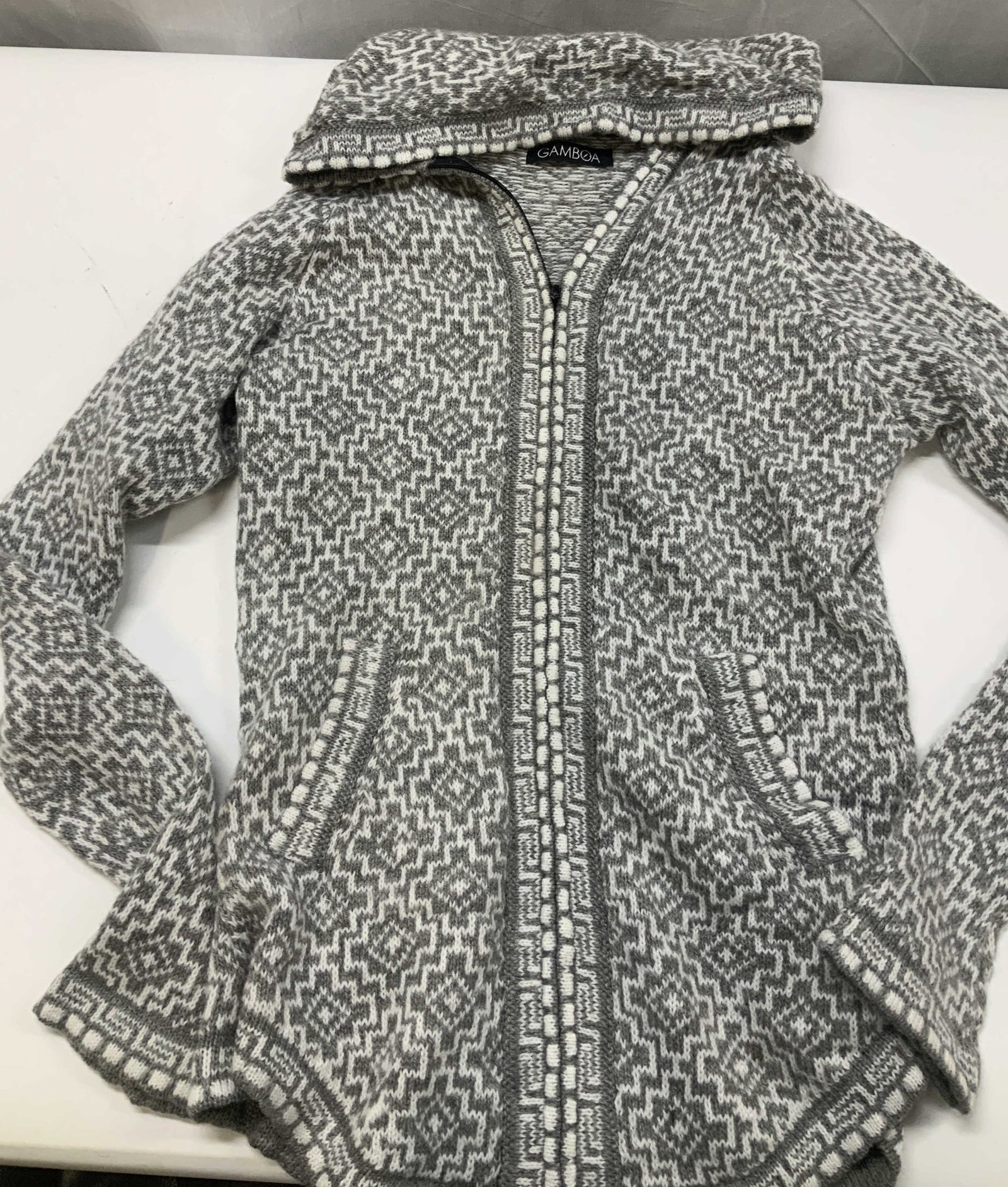 GAMBOA geometric pattern Alpaca cardigan, Peru (1 of 7)