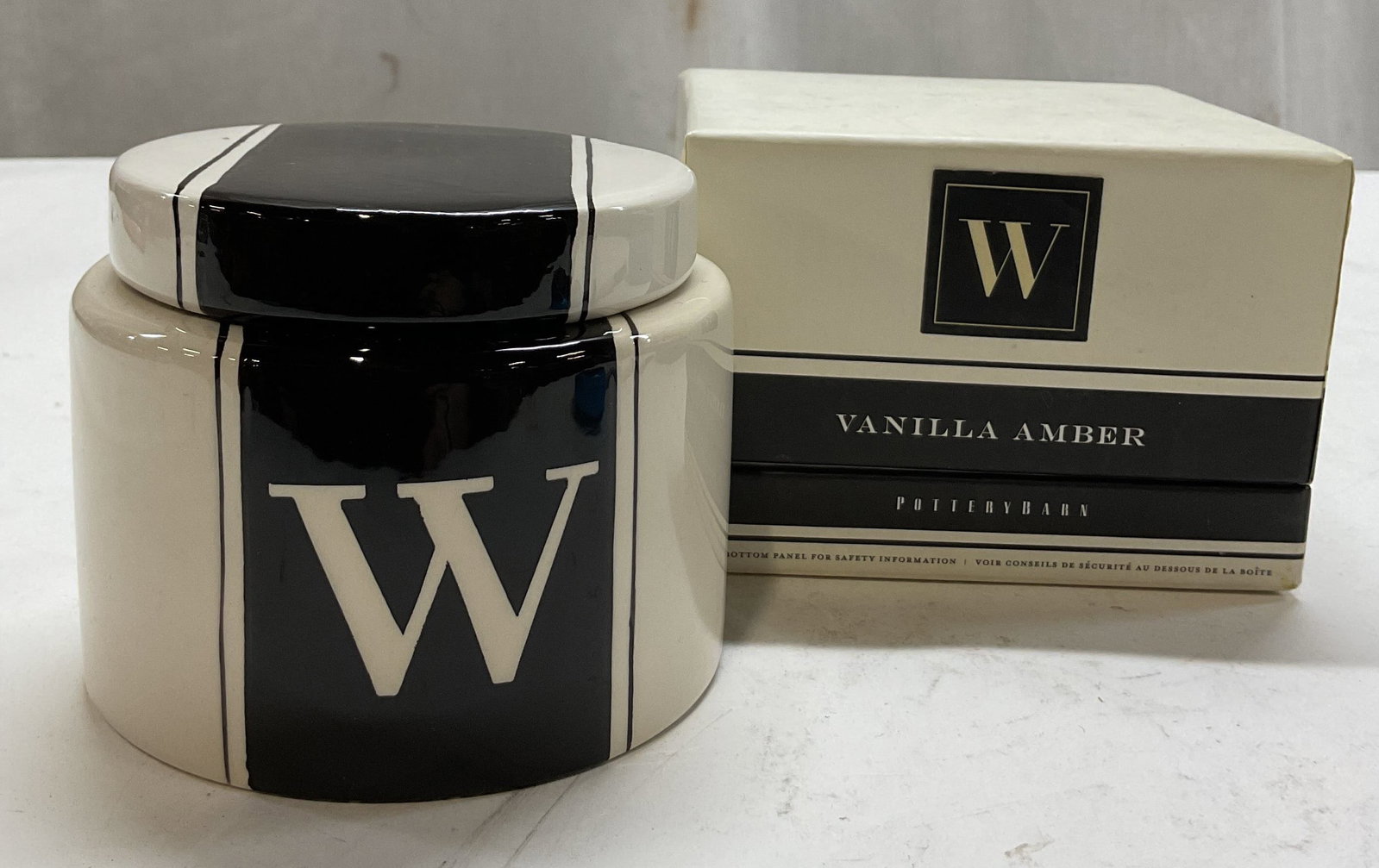 Pottery Barn Vanilla Amber Candle OrigBox Canada (1 of 10)