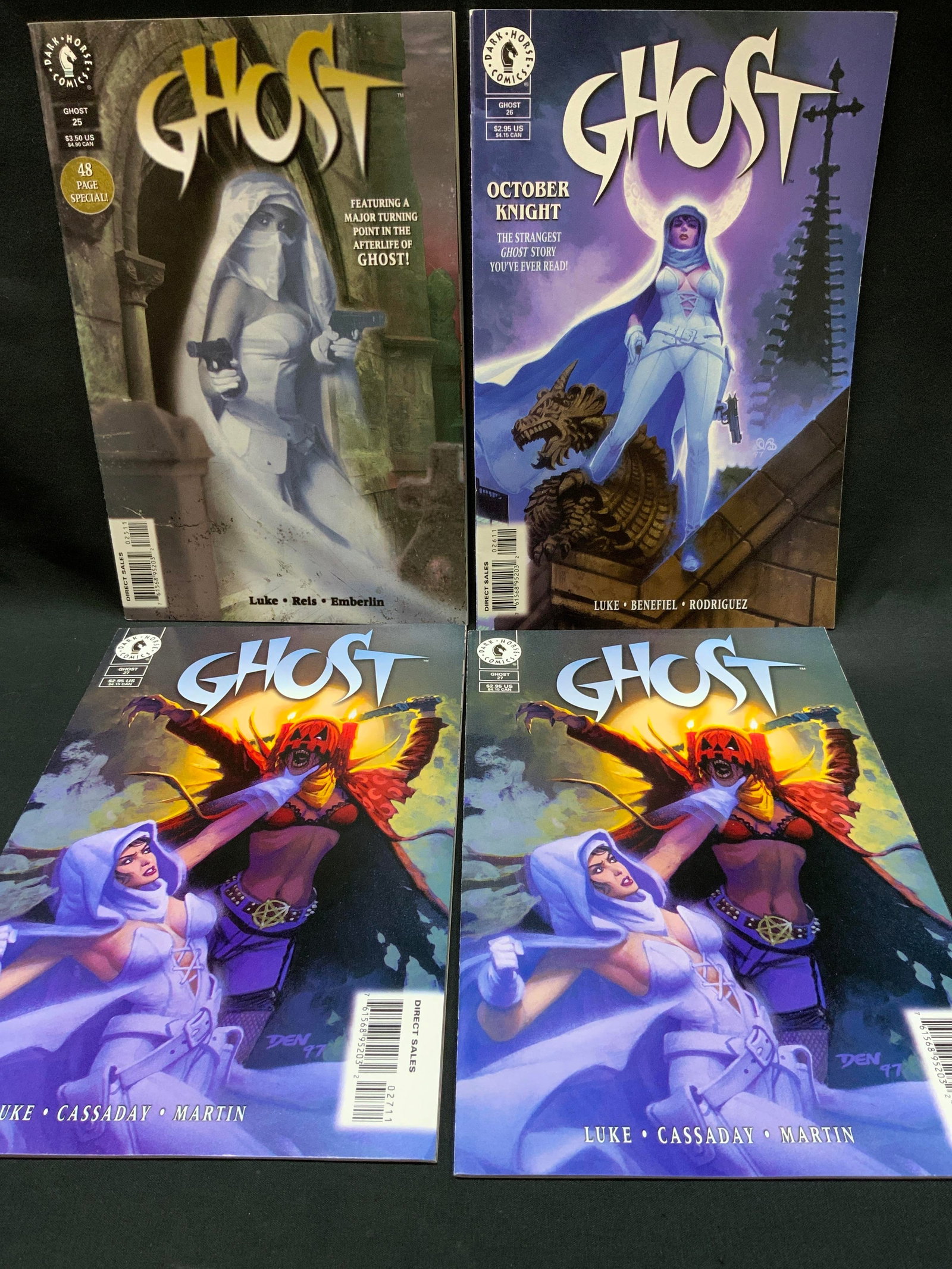 Vtg Lt4 1997 Ghost Comic Bks #25-27: Vintage Lot of 4 Ghost Comic books, includes issues #25,26,27,27. Published August 1997 by Dark Horse Comics. Written by Eric Luke, interior artwork by Ivan Reis, Doug Benefiel and others. Page #