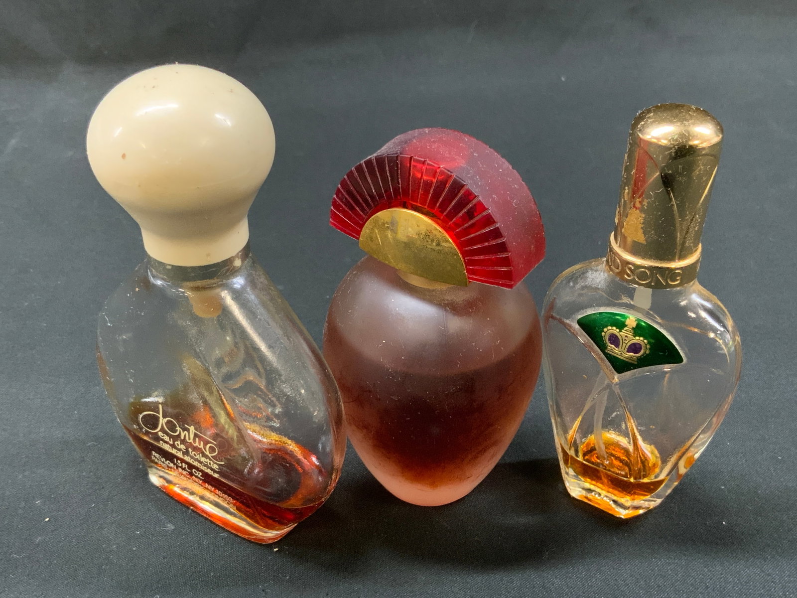 Vtg Vanity Perfume 3 Bottle Lot (1 of 7)