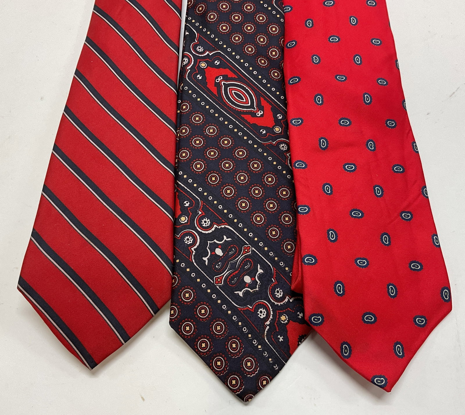 Lot 3 Assorted Red Pattern Silk Neck Ties (1 of 6)
