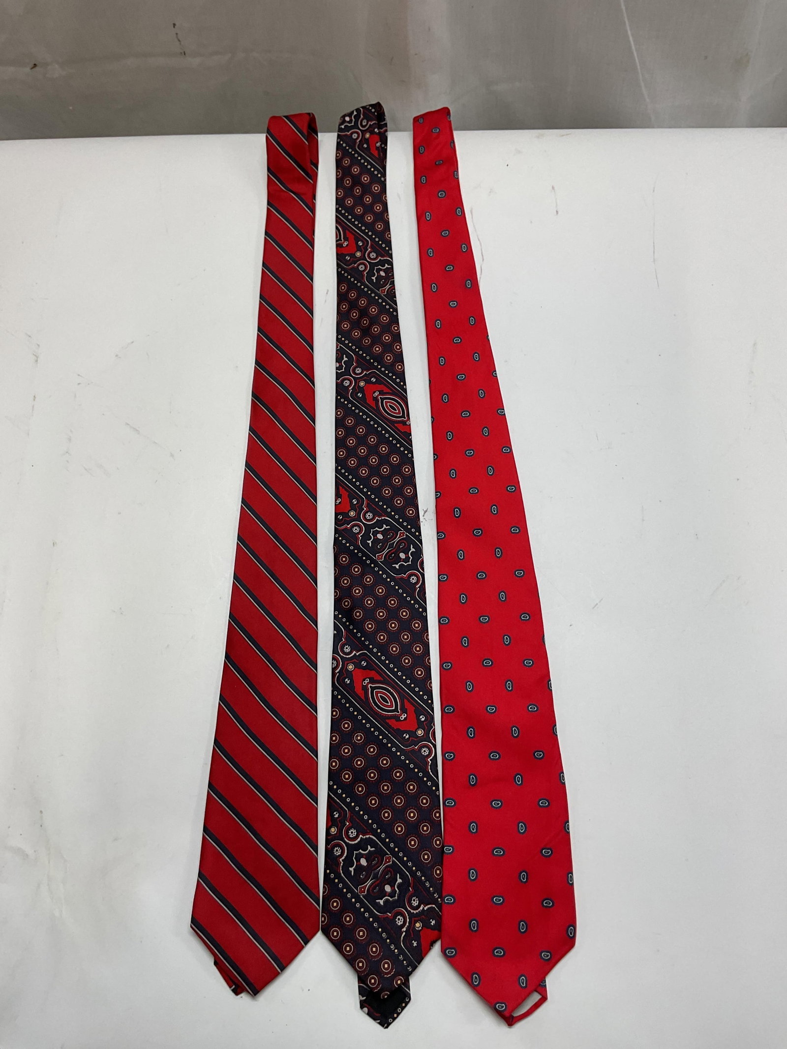 Lot 3 Assorted Red Pattern Silk Neck Ties - 3