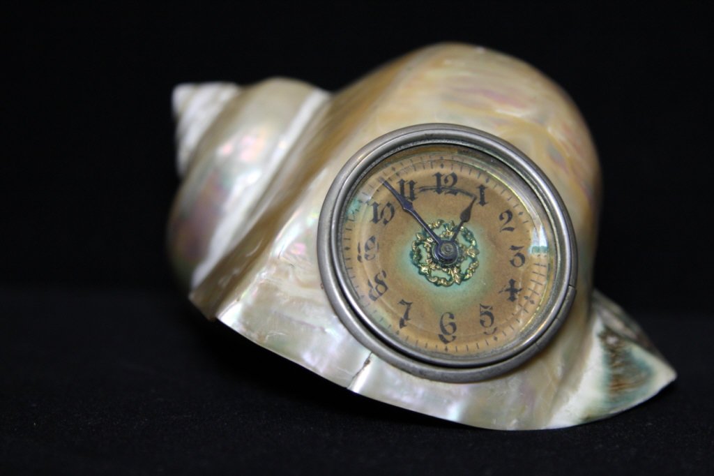Antique Seashell Mount Clock: Height 4 inches. Width 6 inches.