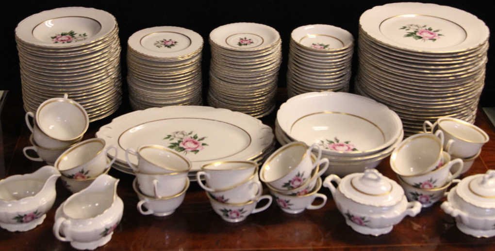 Large Vintage Royal Castle Rose Dinner Service: 29 Dinner plates, 23 soup bowls, 21 berry bowls, 23 saucers, 20 cups, 22 cake plates, 2 sugar bowls, 2 creamers, 3 serving bowls, 3 serving platters. Plates 10 inches in diameter.