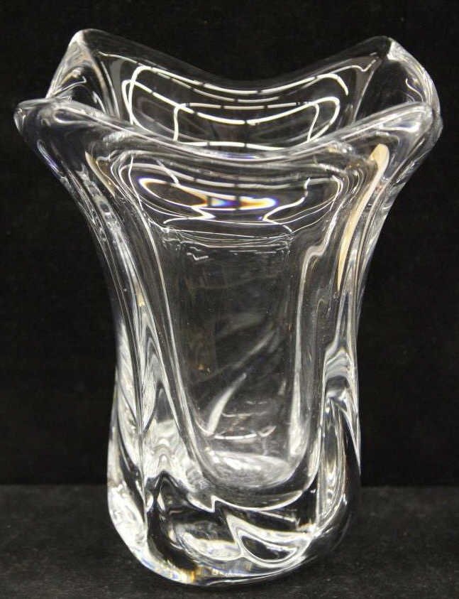 Vintage French Art Glass Vase Daum: Signed Daum, France. Height: 9.5 inches