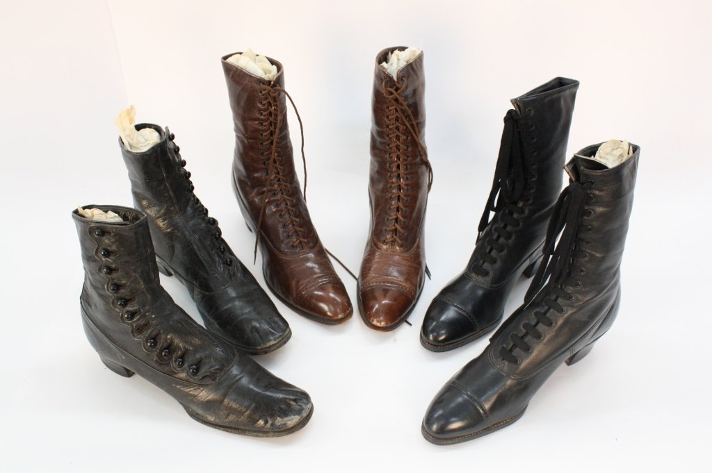 3 pairs antique victorain leather shoes: Three pairs of antique leather Victorian shoes in very good condition, both button and lace up sides. polished. Very decorative. Property of a Greenwich Estate