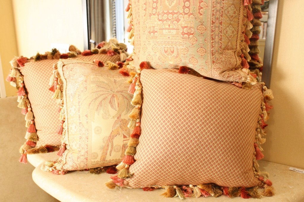 4 STARK FABRIC throw pillows custom (1 of 4)