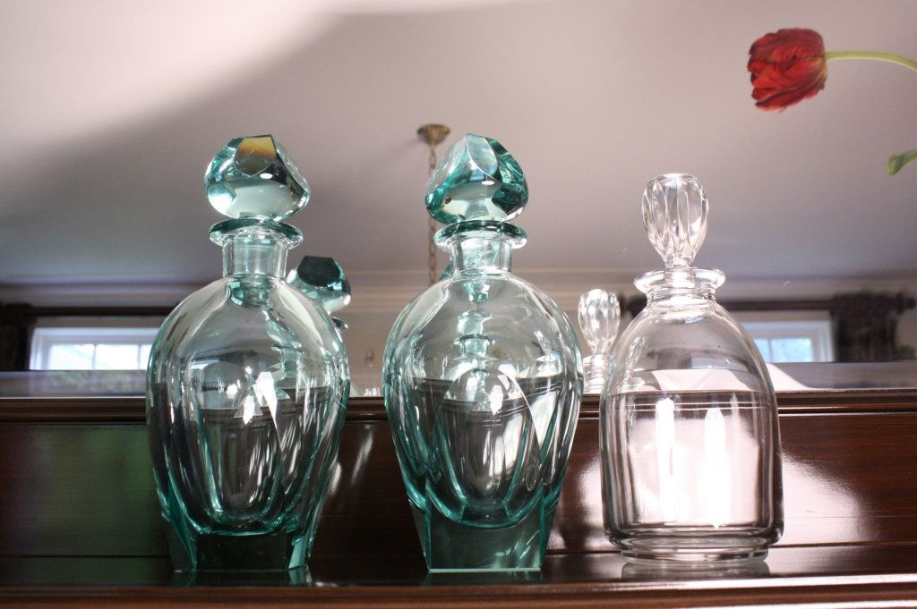 LALIQUE and MOSER Crystal Decanters. (1 of 4)