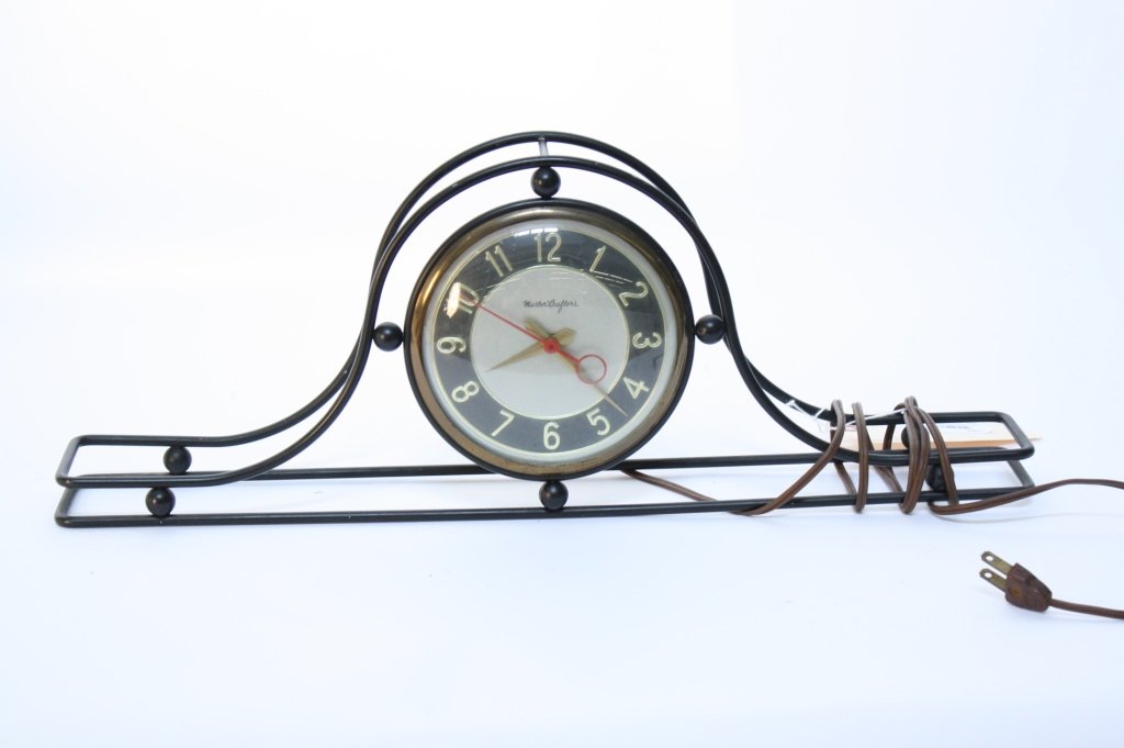 Mid Century Modern Electric Mantle Clock c. 1950s (1 of 1)