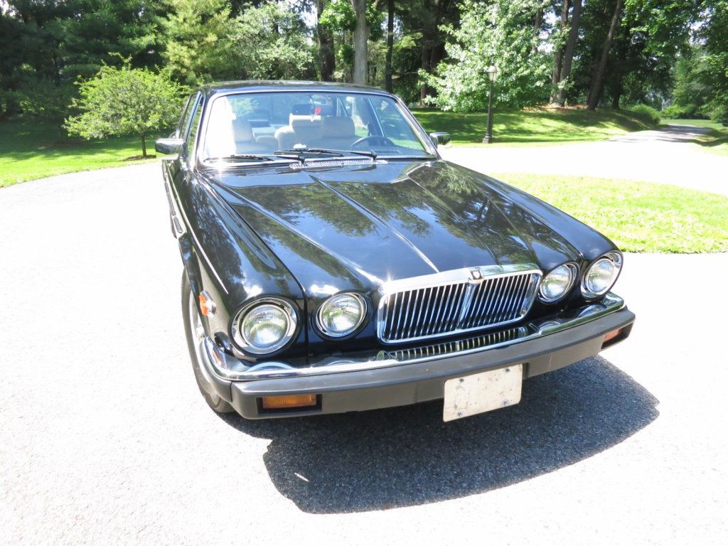 JAGUAR 1987 XJ6 Van Den Plas (1 of 10)
