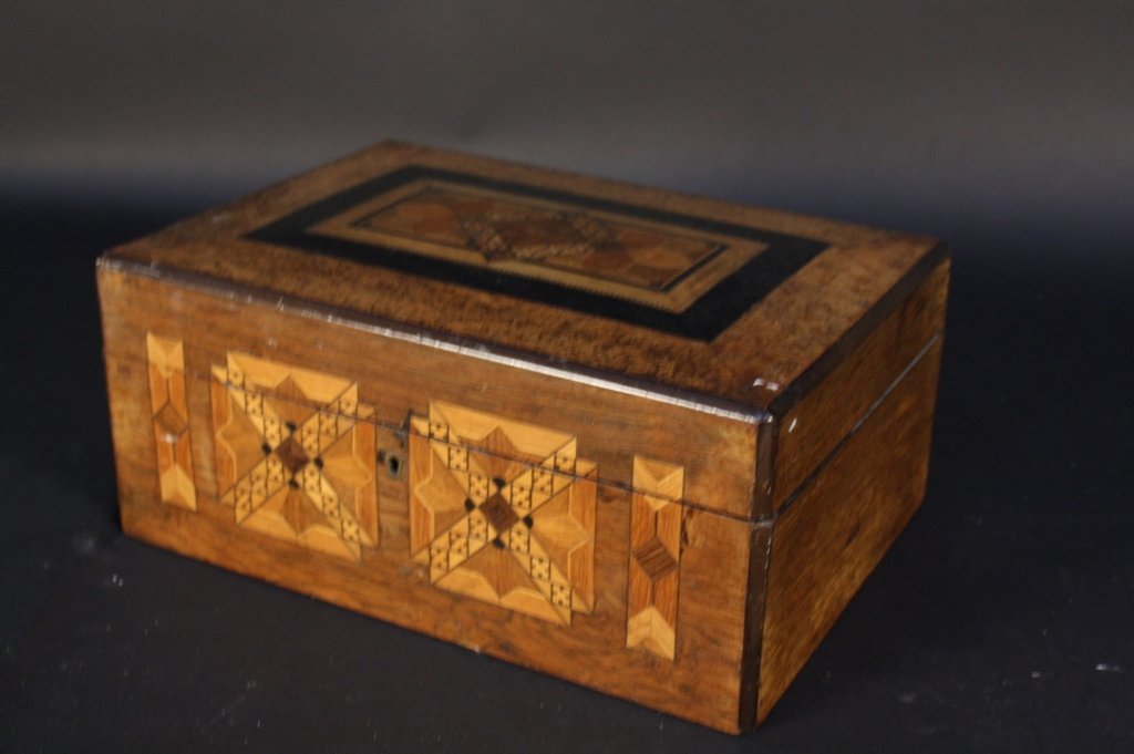 Antique Ladies Traveling Box (1 of 10)