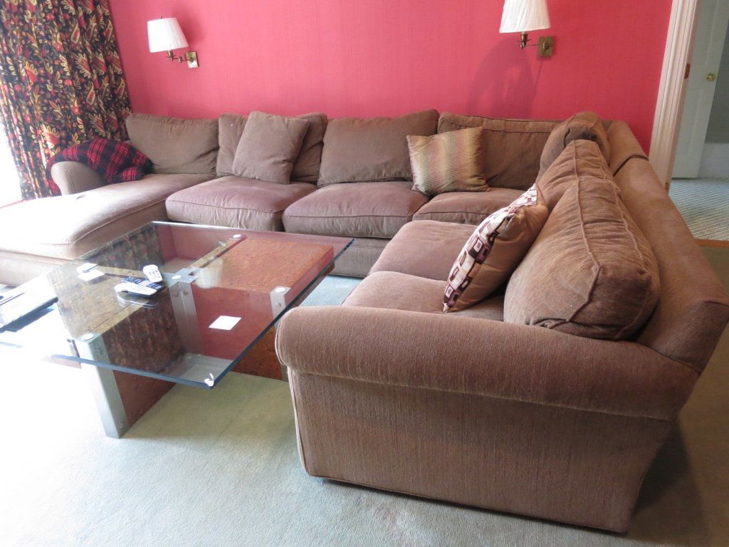 CRATE AND BARREL Sectional Sofa (1 of 7)