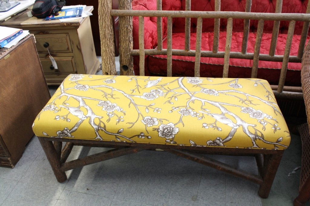 LALUNE Log Bench with upholstered seat (1 of 2)