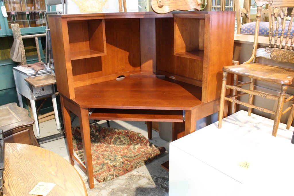ETHAN ALAN Corner Mahogany Desk (1 of 7)