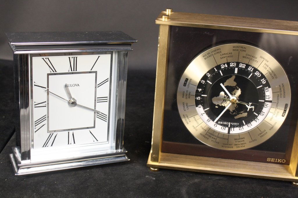 Pair of Square Clocks SEIKO and BULOVA (1 of 4)