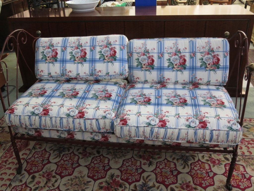 Metal Day bed, sofa with upholstered seats back (1 of 6)