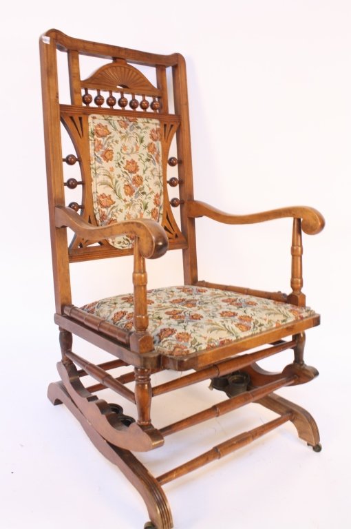 EASTLAKE Antique Rocking Chair (1 of 8)