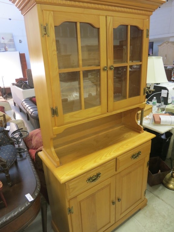 Light Pine China Cabinet Hutch (1 of 8)