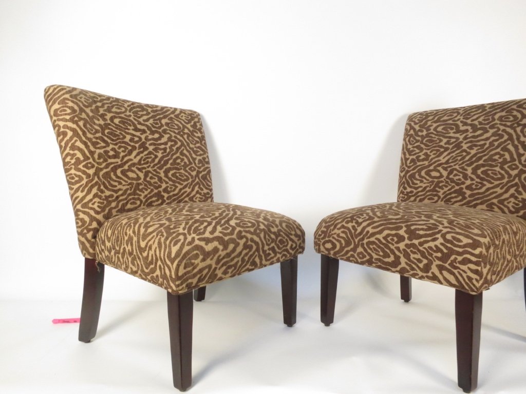 Pair of Jaguar print Upholstered chairs (1 of 5)