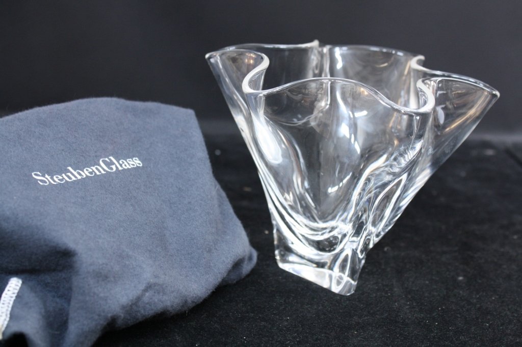 STUEBEN Handkerchief Small Vase: With Original Bag and Tags. Like new condition. Measures inches high and inches wide. Property of a Bedford Hills, NY Estate.