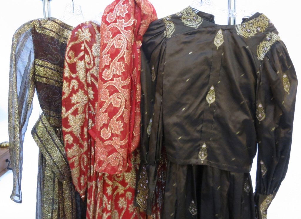 Vintage Group Lot of 3 Long Womens Evening Wear (1 of 5)