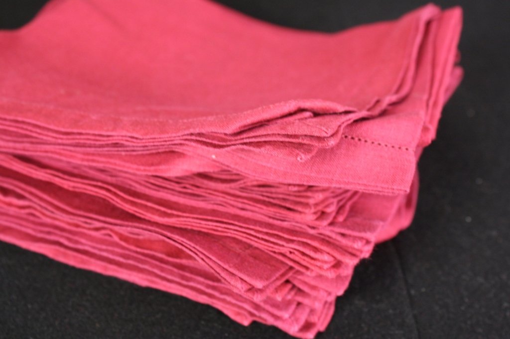 Set of 18 HERMES Linen Napkins: Set of 18 HERMES France Linen napkins with hand stitched border, never used. Excellent Condition. Color is red raspberry. Each has Label for Hermes Paris. Each measures 17 inches square. Property of B