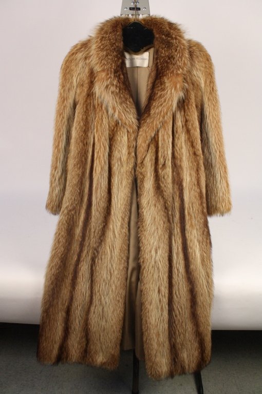 CHLOE Goldin Feldman Raccoon Coat: 20 inches shoulder to shoulder and arms 21 inches, length 45 inches.